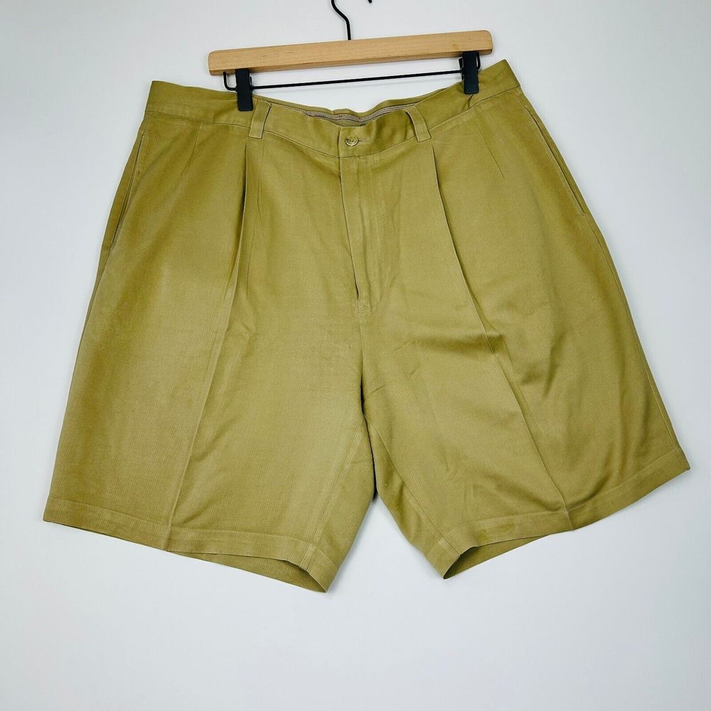 Tommy Bahama Mens 100% Silk Shorts 38‎ Khaki Casual 9" Inseam  Pleated Chinos